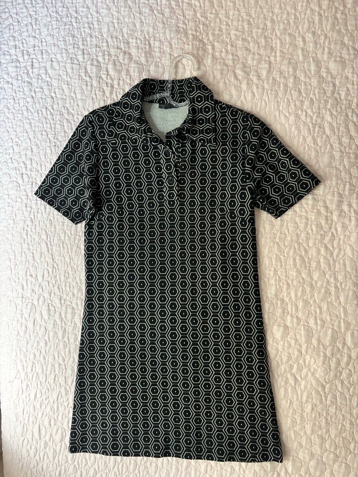 Düğmeli Siyah Renkli Desenli Kısa Kollu Elbise - Görsel 5