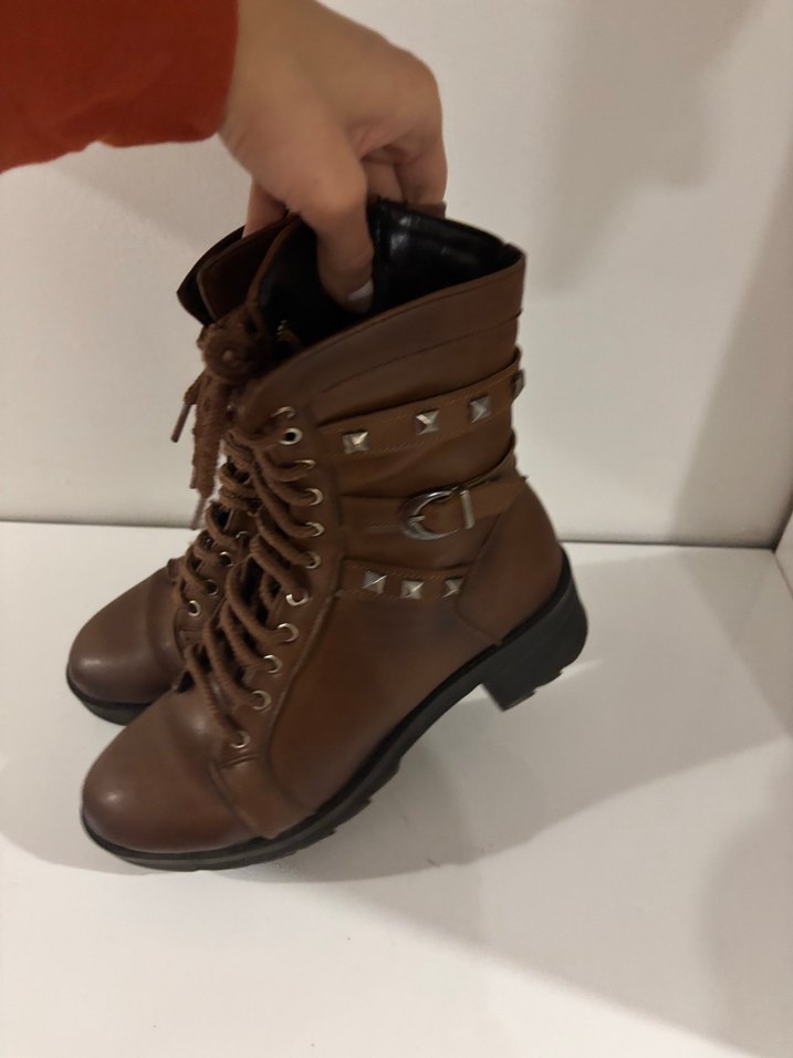 Kahverengi Deri Çocuk Bot - Görsel 2