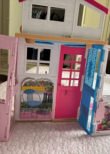 Barbie oyuncak evi - Görsel 8