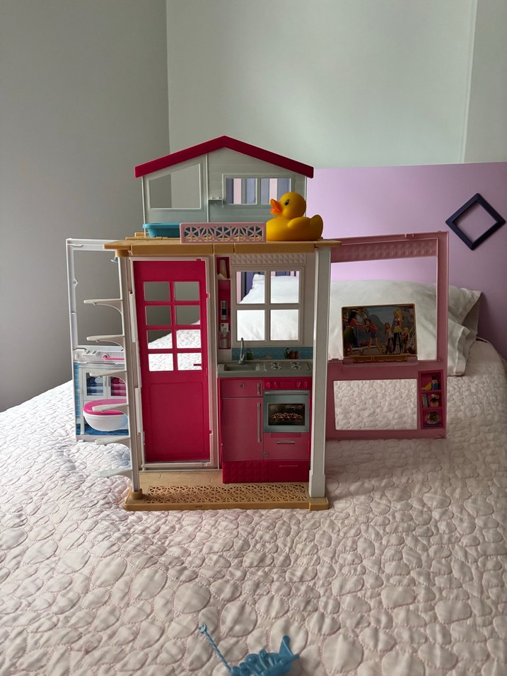 Barbie oyuncak evi - Görsel 5