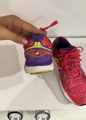 Pembe Renkli New Balance Kadın Spor Ayakkabı - Görsel 6
