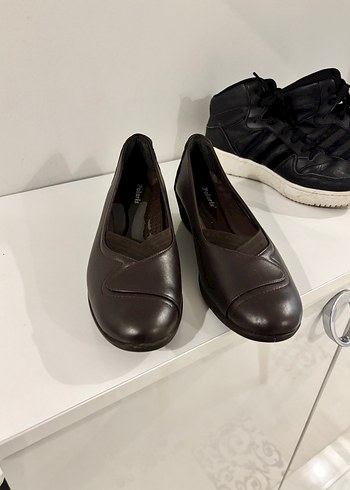 Kahverengi Dolgu Topuk Kadın Düz Ayakkabı - Görsel 4