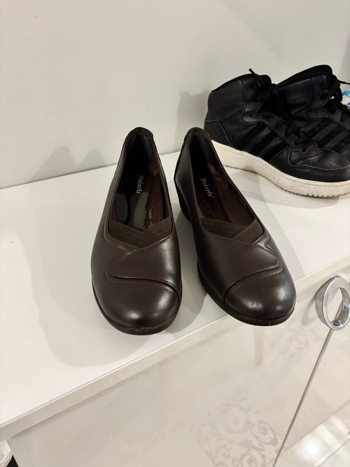 Kahverengi Dolgu Topuk Kadın Düz Ayakkabı - Görsel 4