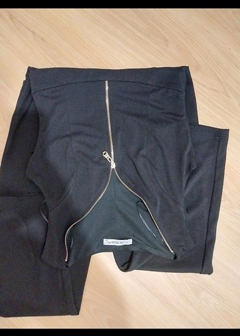 Siyah Kemerli Kadın Kumaş Pantolon - Görsel 3