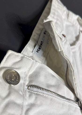 Kadın Beyaz Keten Mini Şort - Görsel 3