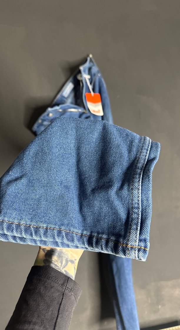 Kemer Detaylı Gri Mavi Bol Kesim Kadın Kot Pantolon - Görsel 4