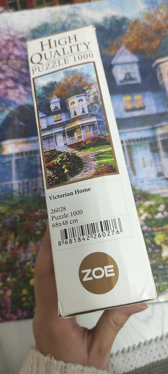 Bahçe ve Beyaz Ev Temalı Puzzle (1000 parça) - Görsel 4