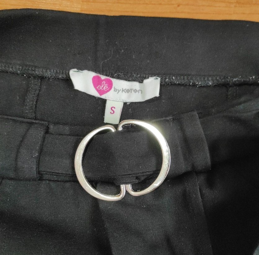 Kadın Siyah Kemerli Kumaş Pantolon - Görsel 3