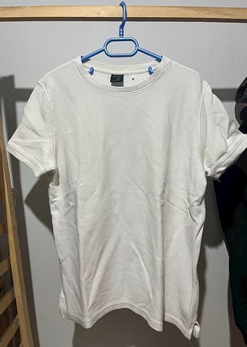 BERSHKA Beyaz Pamuklu Kısa Kollu Erkek Tişört - Görsel 2