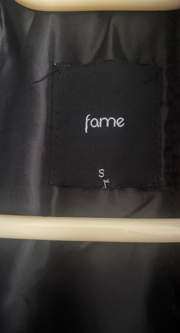 Düğmeli Siyah Kadın Yelek - Görsel 2