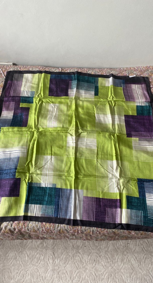 Parlak Çok Renkli Pileli Kadın eşarp - Görsel 3