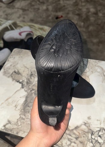 Klasik Siyah Topuklu Kadın Ayakkabı - Görsel 3