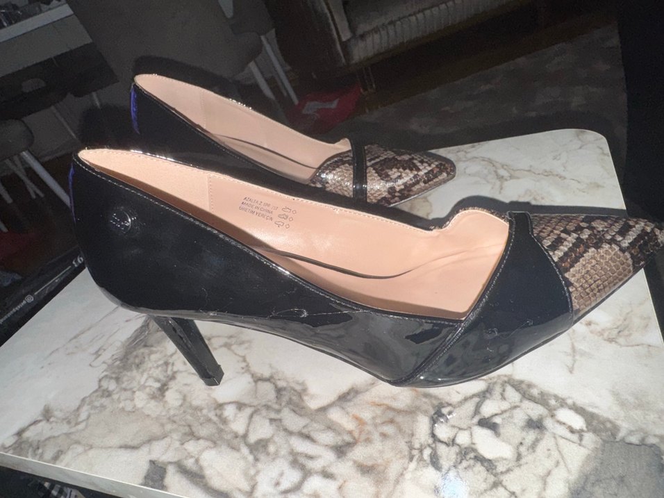 İnci Siyah Deri Yılan Desenli Topuklu Ayakkabı - Görsel 2