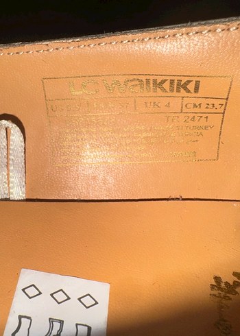 Kız Çocukları İçin Altın Renkli Çiçekli Babet - Görsel 3