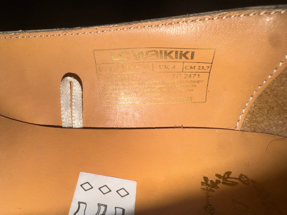 Kız Çocukları İçin Altın Renkli Çiçekli Babet - Görsel 3