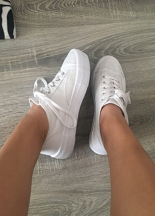 38 Beden beyaz Renk H&M beyaz sneakers 
