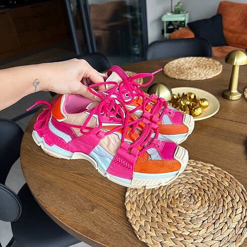 Elle Balenciaga model spor ayakkabı