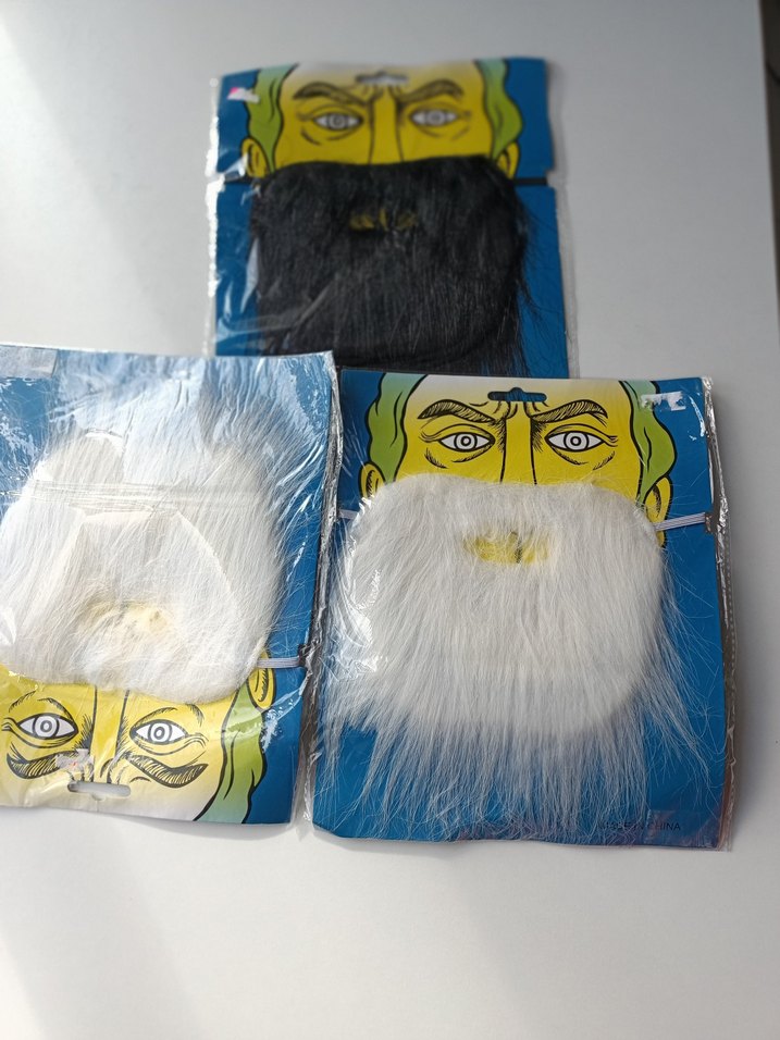 Siyah Beyaz Yılbaşı Sakalı (dede sakalı) - Görsel 3