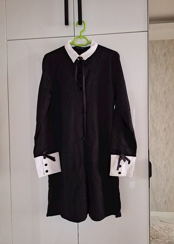 Siyah Beyaz Yakalı Gotic Midi Tunik