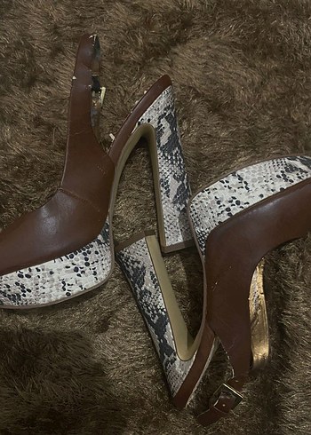 Kahverengi Deri Yılan Desenli Platform Topuklu - Görsel 2