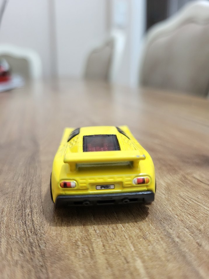 Bugatti Hotwheels - Görsel 3