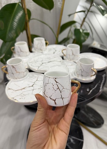 Beyaz Altın Desenli Kahve Fincan Takımı - Görsel 3