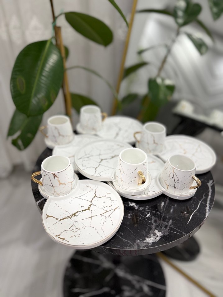 Beyaz Altın Desenli Kahve Fincan Takımı - Görsel 4