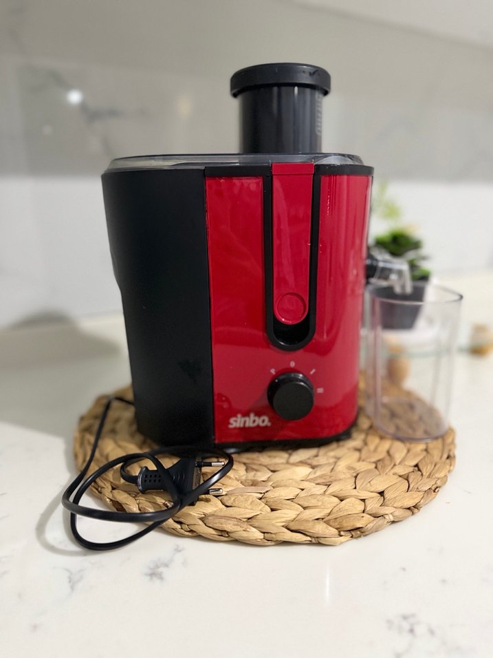 Sinbo Kırmızı Renkli Katı Meyve Sıkacağı - Görsel 4