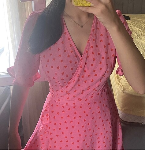 m Beden kalp desenli pembe elbise