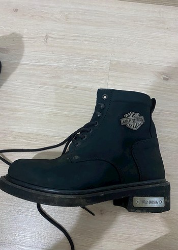 Siyah Deri Harley-Davidson Biker Bot - Görsel 2