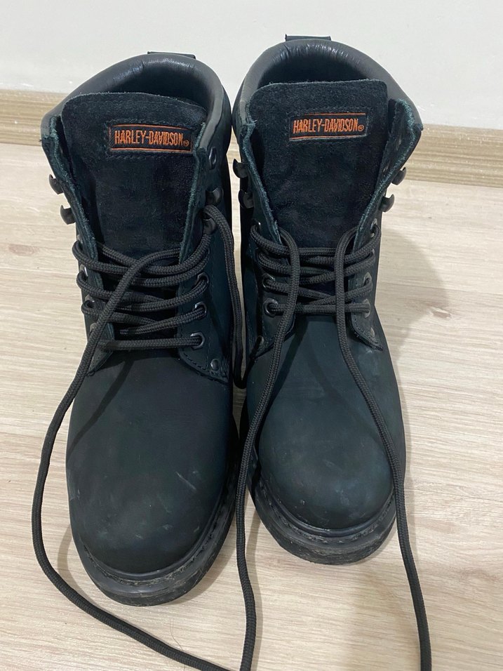 Siyah Deri Harley-Davidson Biker Bot - Görsel 3