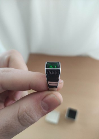 Modern Tasarımlı Çelik Zümrüt taşlı Erkek Yüzük - Görsel 3