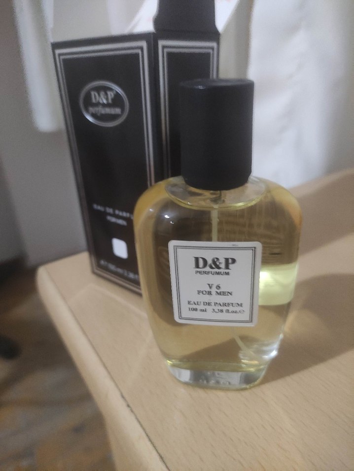 Valentino Born in Roma & Creed Aventus - Görsel 4