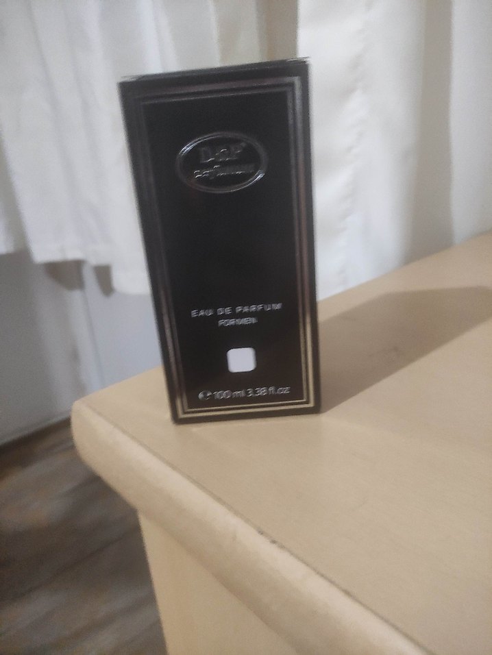 Valentino Born in Roma & Creed Aventus - Görsel 3