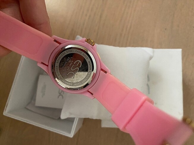 Beden pembe Renk TAŞLI KOL SAATİ