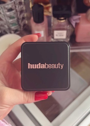 Huda Beauty Easy Bake Pound Cake - Görsel 5