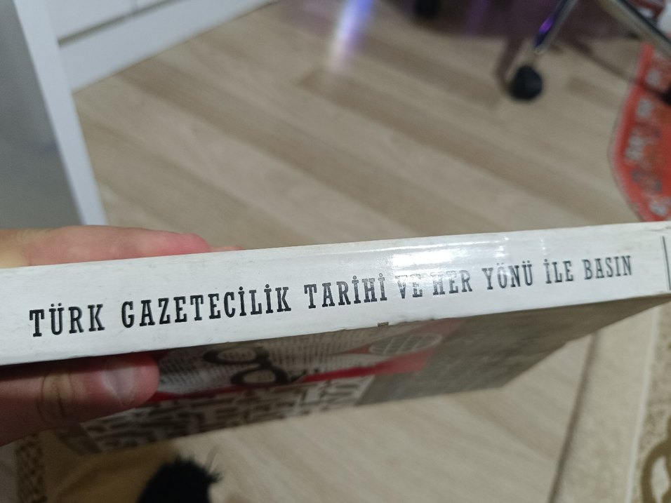 Türk Gazetecilik Tarihi ve Basın Kitabı - Görsel 4