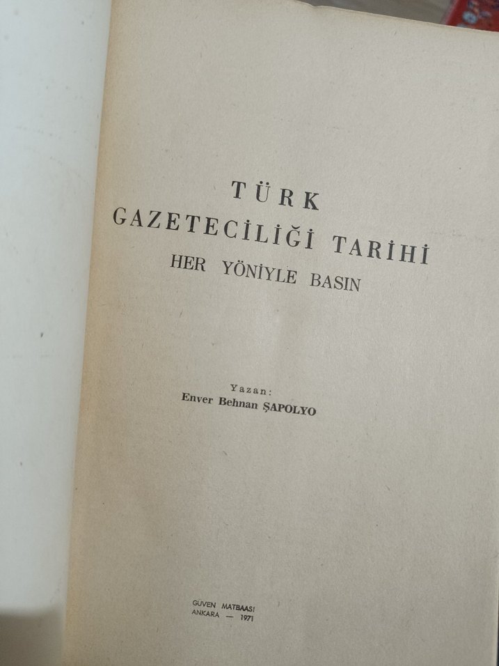 Türk Gazetecilik Tarihi ve Basın Kitabı - Görsel 3