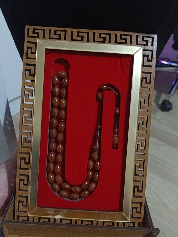 Erkekler için klasik kahverengi tesbih katalindir. - Görsel 2