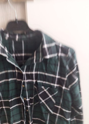 Düğmeli Ekoseli Yeşil Gömlek - Görsel 2