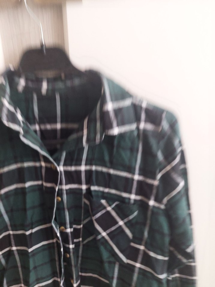 Düğmeli Ekoseli Yeşil Gömlek - Görsel 2