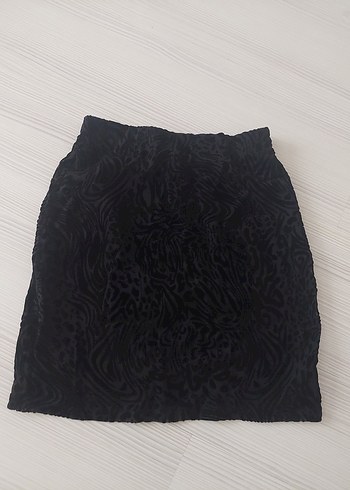 Kadın siyah desenli etek - Görsel 2