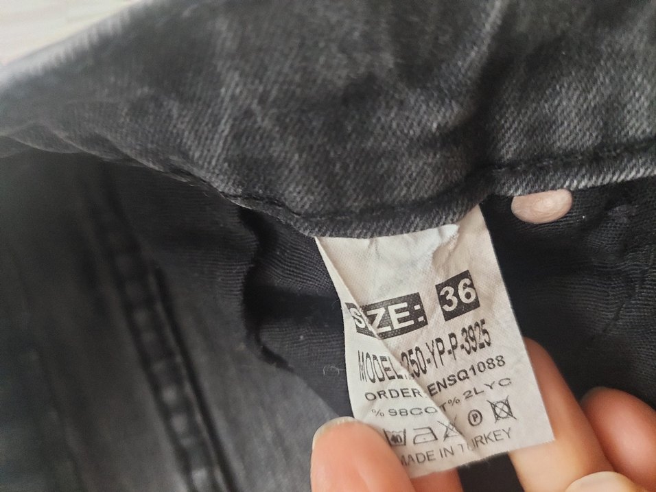 Siyah İnce Kesim Midi Boy Kadın Jean - Görsel 3