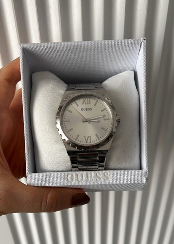 GUESS Gri Modern Klasik Erkek Saati - Görsel 2