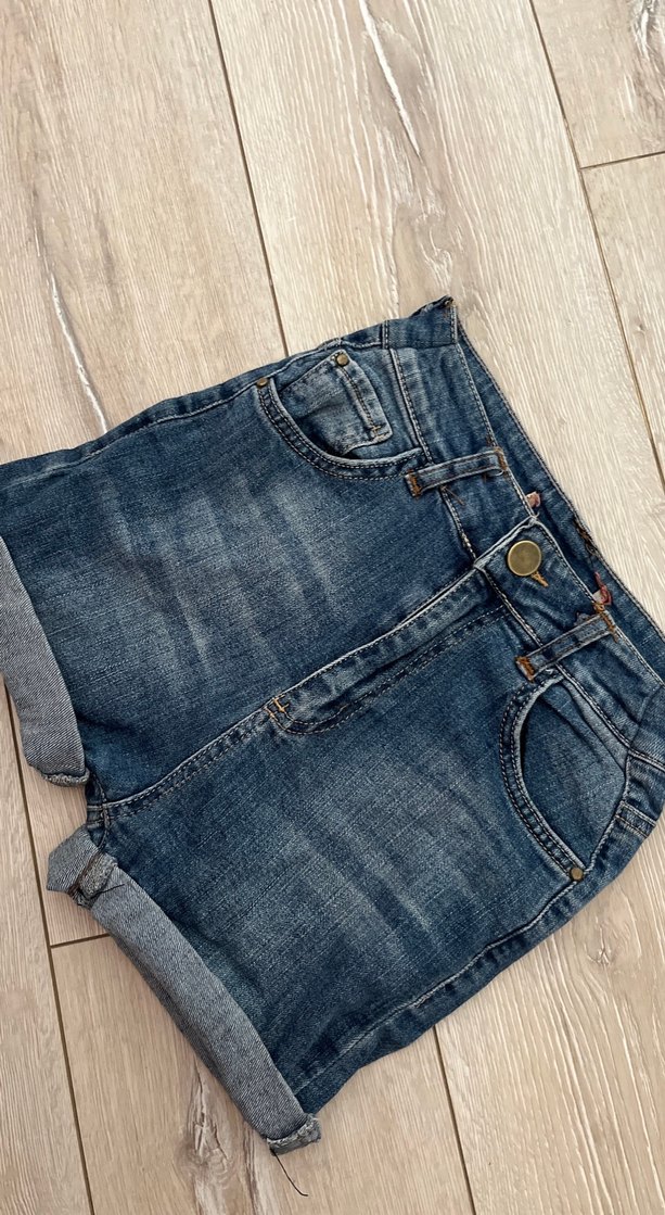 Kadın Rahat Kesim Kot Şort - Görsel 2