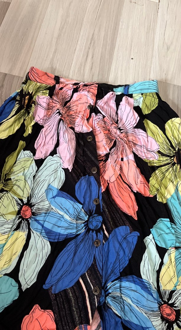 Çiçek Desenli Midi Etek - Görsel 2