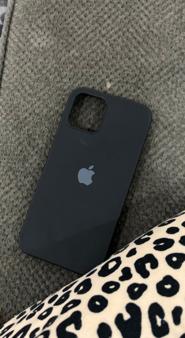 İphone 12 siyah orjinal kılıf - Görsel 2