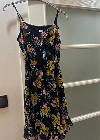 Çiçek Desenli Uzun Askılı Bohem Elbise - Görsel 3