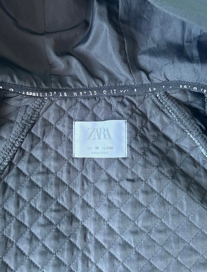 ZARA Fermuarlı Kapüşonlu Siyah Unisex Spor Ceket - Görsel 3