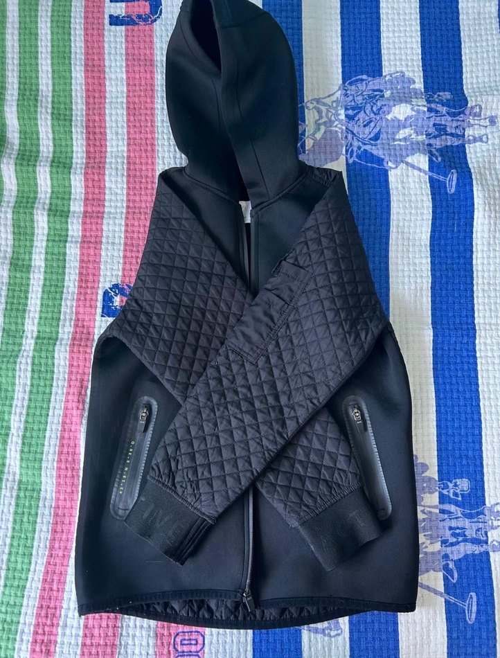 ZARA Fermuarlı Kapüşonlu Siyah Unisex Spor Ceket - Görsel 4